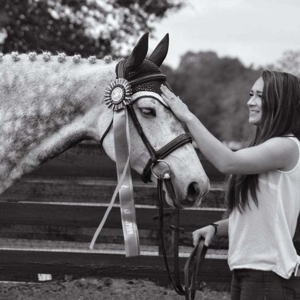 Meet your Posher, Chloe